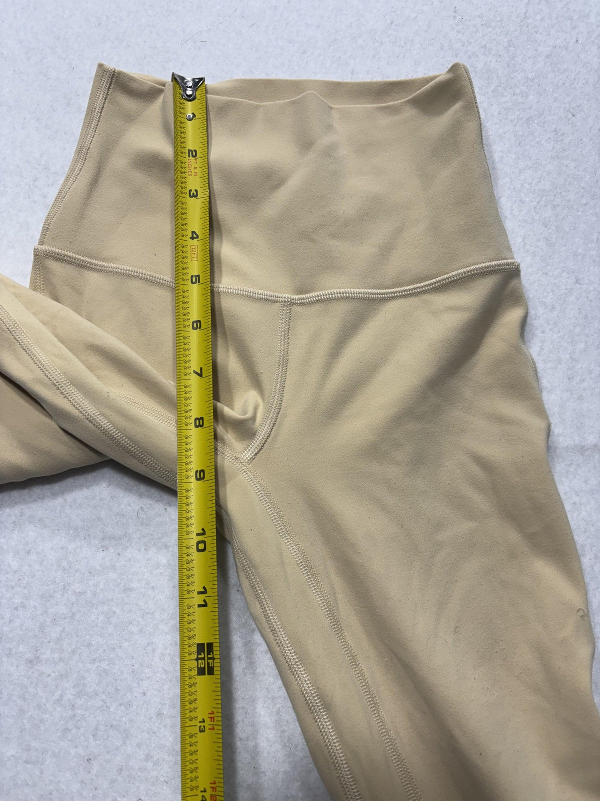 Lululemon Leggings Womens 6 Beige High Rise 21" Inseam Cropped Yoga Stretch