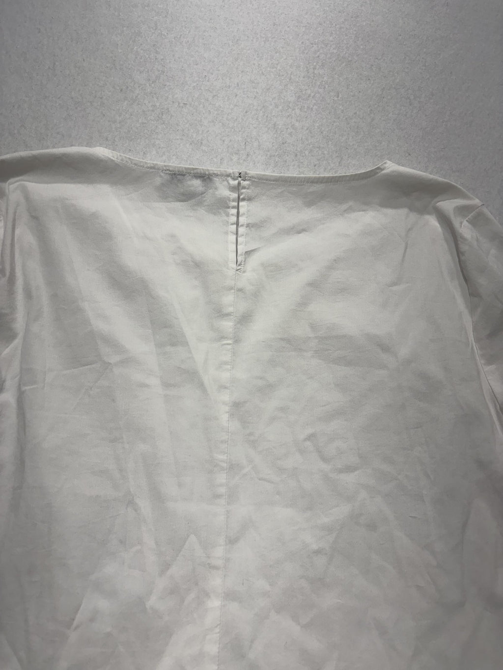 Halston Blouse Womens XL White Scoop Neck 3/4 Ruffle Bell Sleeve Zip Back Top