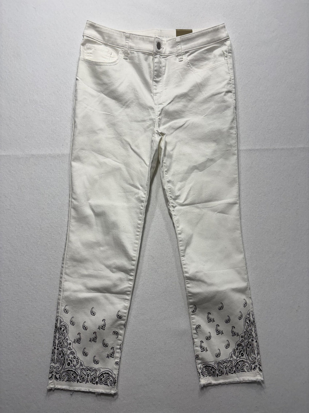 Chico's Jeans Womens 6 White Paisley Stretch Girlfriend Slim Ankle Raw Hem