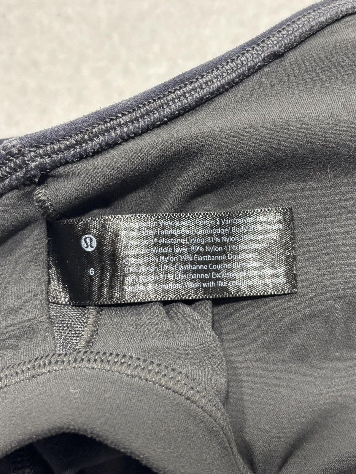 Lululemon Sports Bra Womens 6 Gray Tie Dye Longline V Neck Yoga Athletic Top