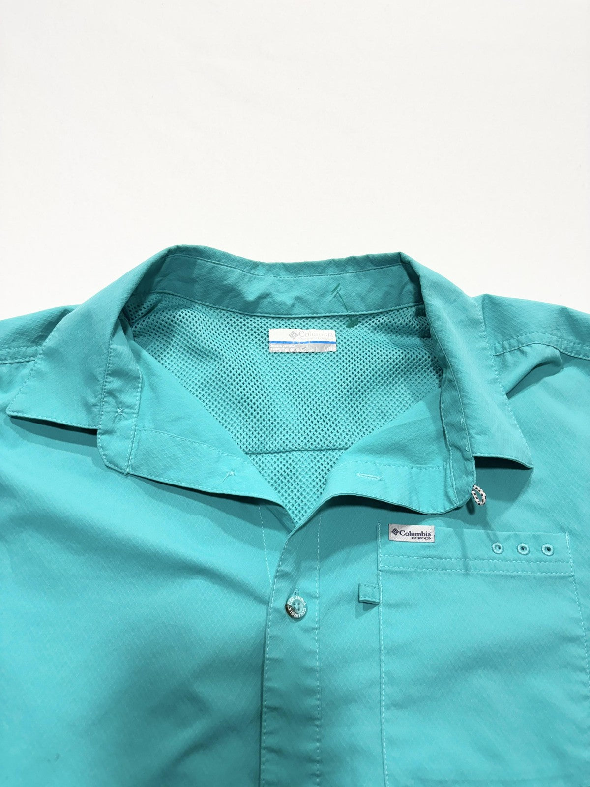 Columbia PFG Omni-Shade Shirt Mens Large Blue Short Sleeve Fishing Button Up