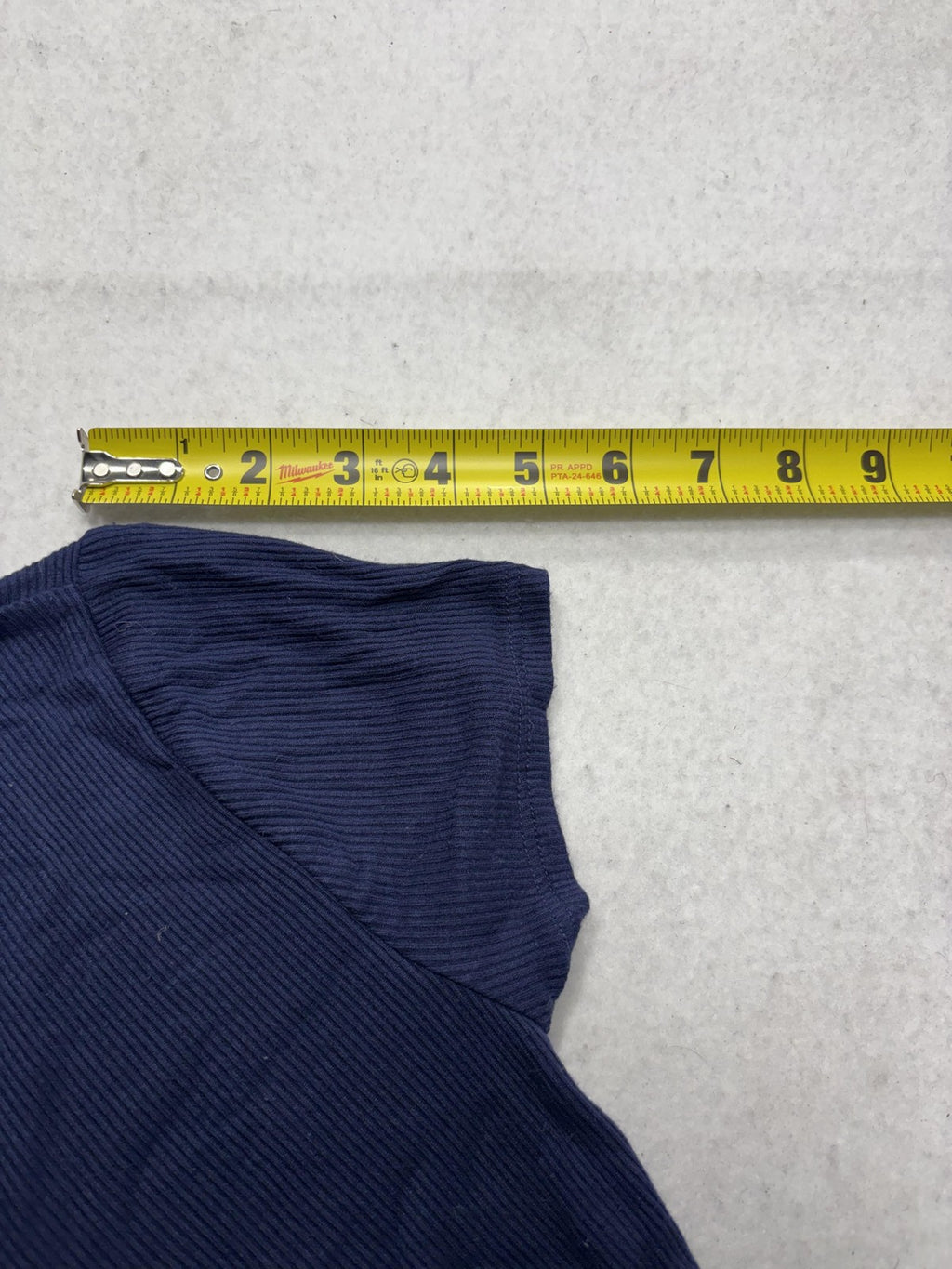 Derek Heart Shirt Womens Medium Blue V Neck Ribbed Cropped Tee Casual Stretch