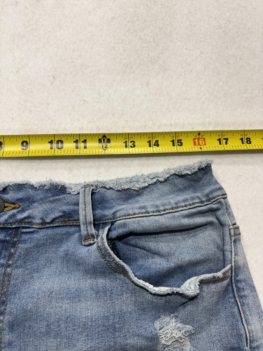 Fashion Nova Shorts Womens 32 Blue Denim Distressed Cut Off Raw Hem Relaxed Fit