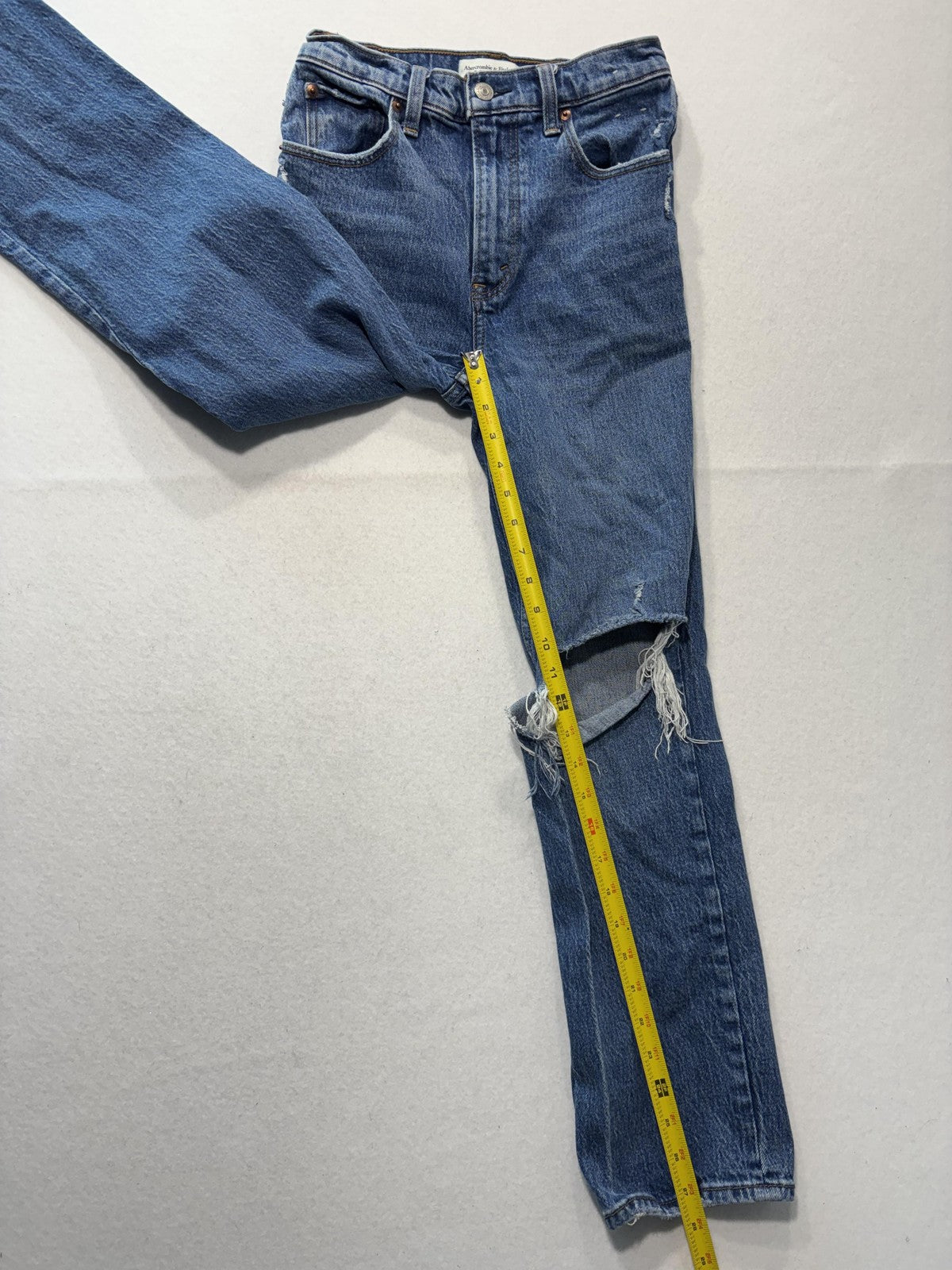 Abercrombie & Fitch 90s Straight Jeans Womens 25 Blue High Rise Distressed 25x27