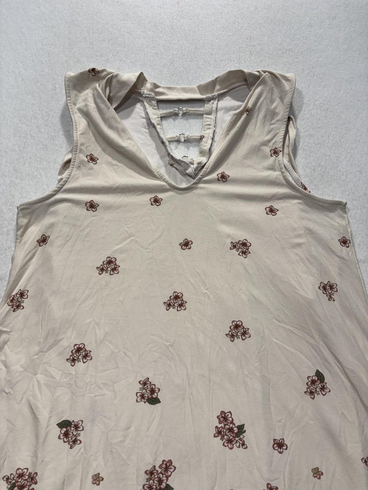 No Boundaries Girls White Floral V Neck Sleeveless Sundress L 11-13 Casual