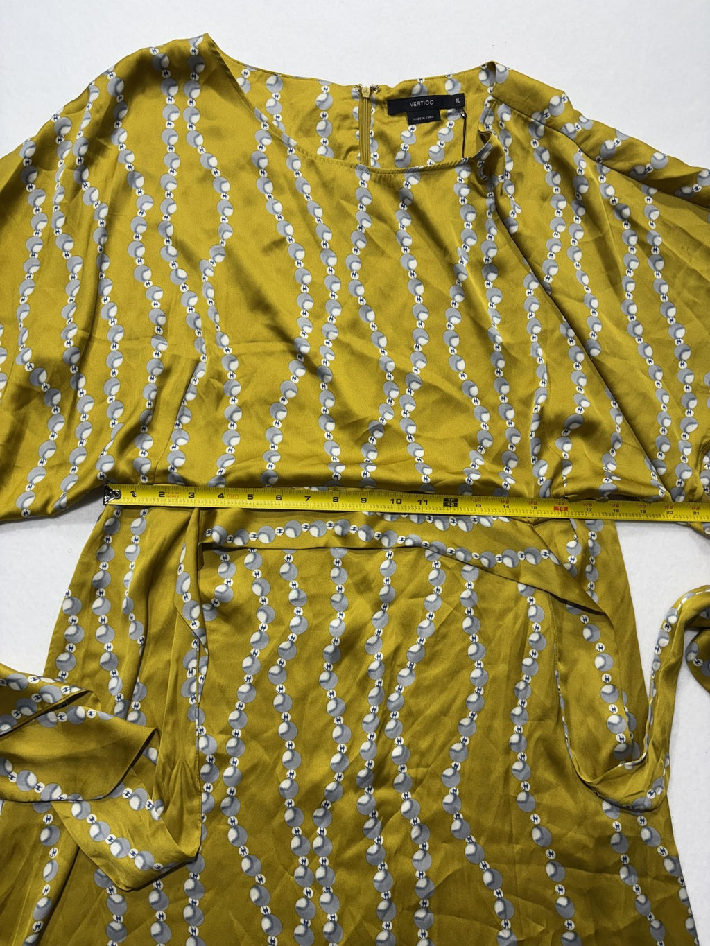 Vertigo Paris Dress Womens XL Yellow Floral Scoop Neck Kimono Sleeve Belted