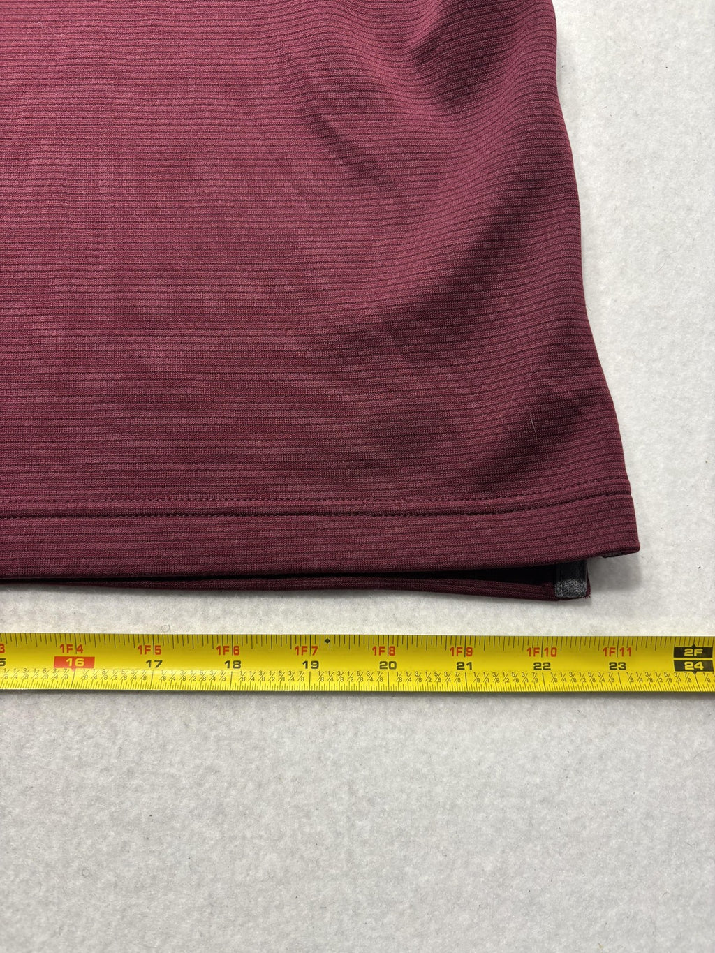 Under Armour HeatGear Polo Shirt Mens Large Red Loose Golf Short Sleeve