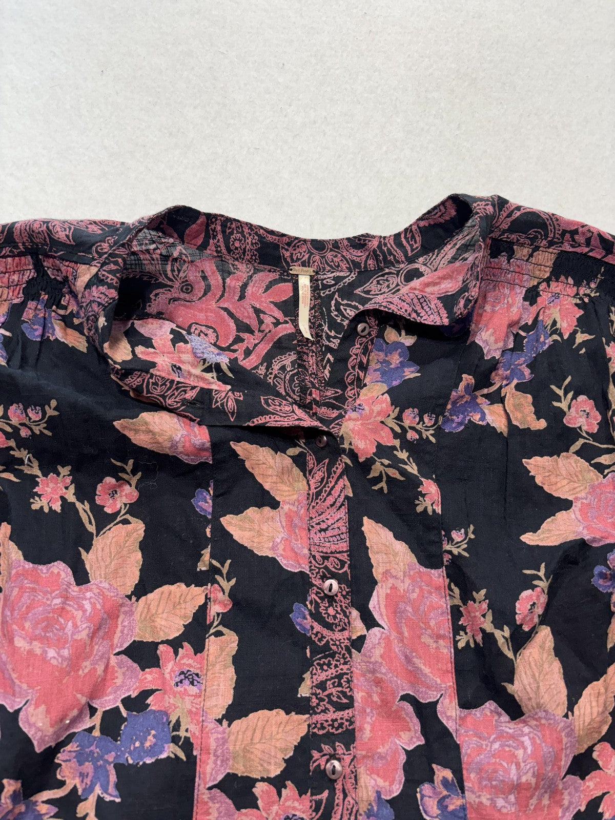 Free People Blouse Womens Medium Black Floral Round Neck Button Long Sleeve Top