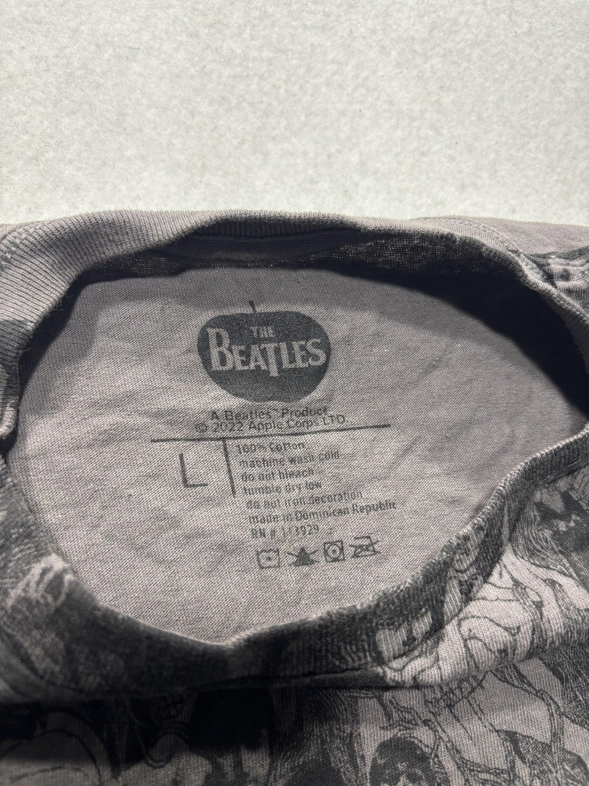 The Beatles Shirt Mens Large Gray Revolver Album Graphic Tee 2022 Rock Band