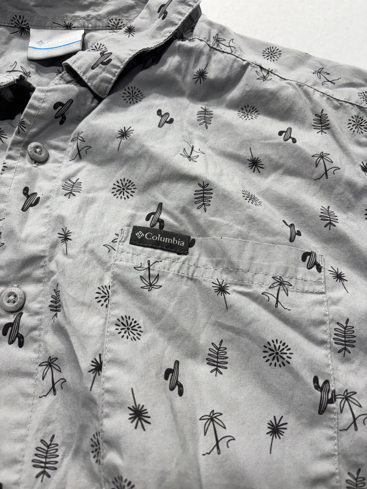 Columbia Shirt Mens Large Gray Desert Print Short Sleeve Button Up Cotton Casual