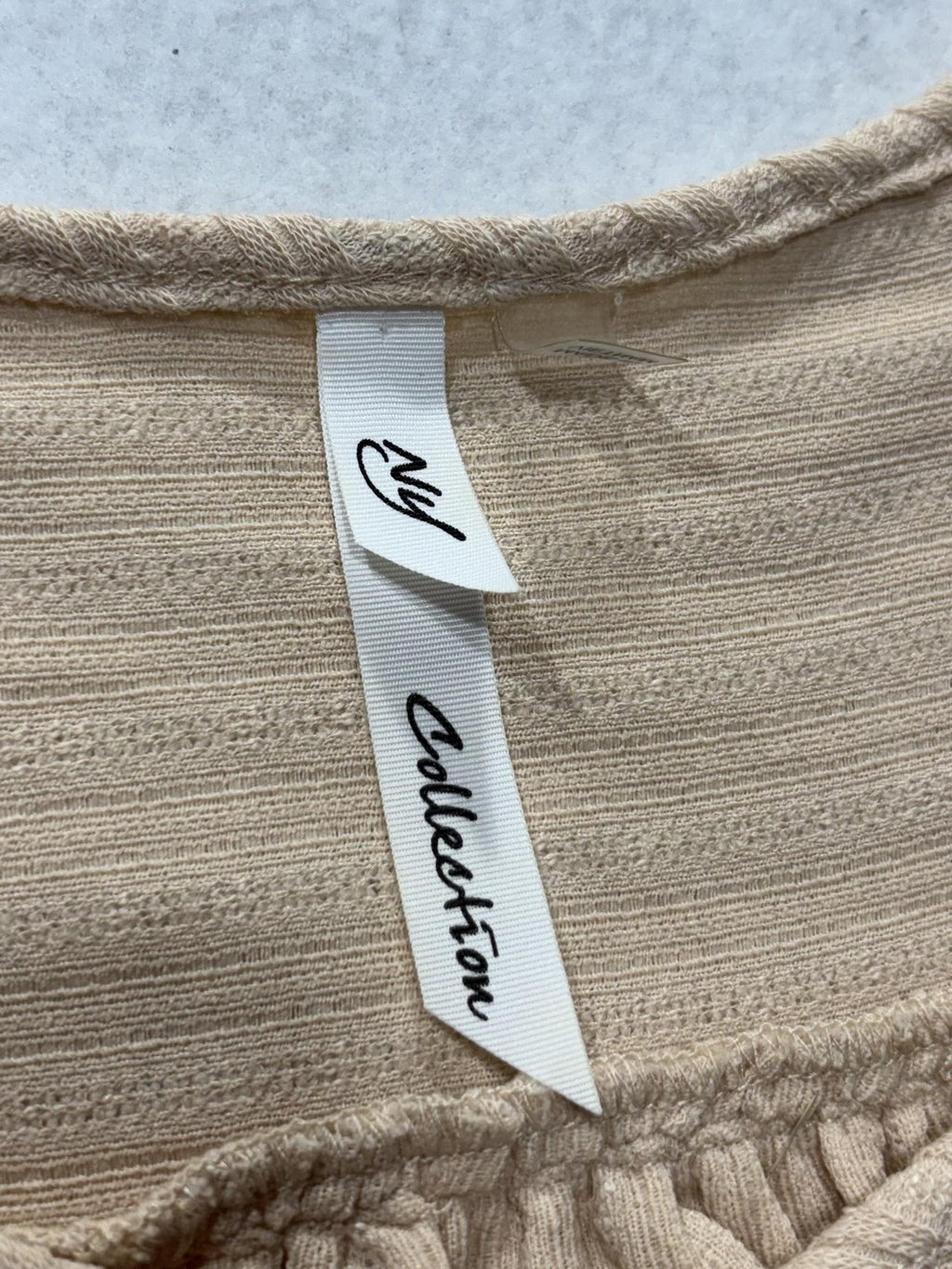 NY Collection Tank Top Womens Small Beige Button Front Scoop Neck Knit RKU0378