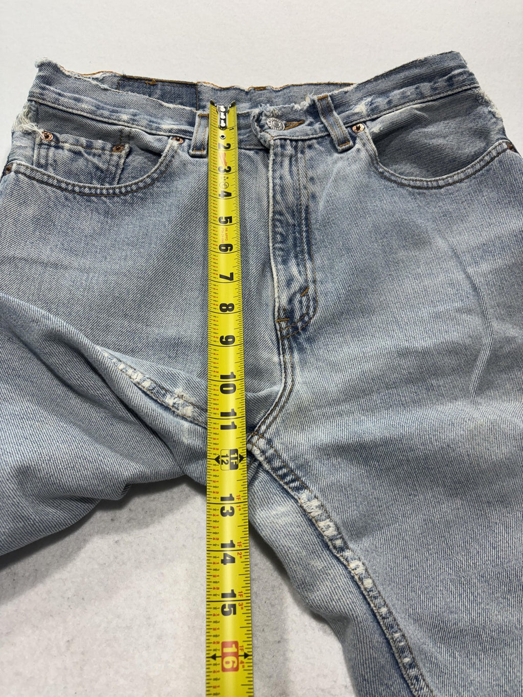 Levi's 560 Loose Fit Jeans Mens 32x32 Blue Light Wash Straight Distressed USA
