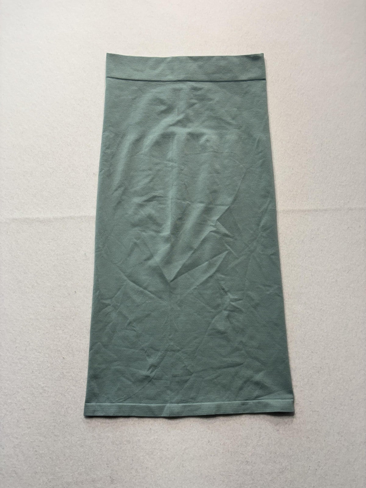 Yitty Shaping Skirt Womens Medium Green Smooth As Hell Slimming Shapewear