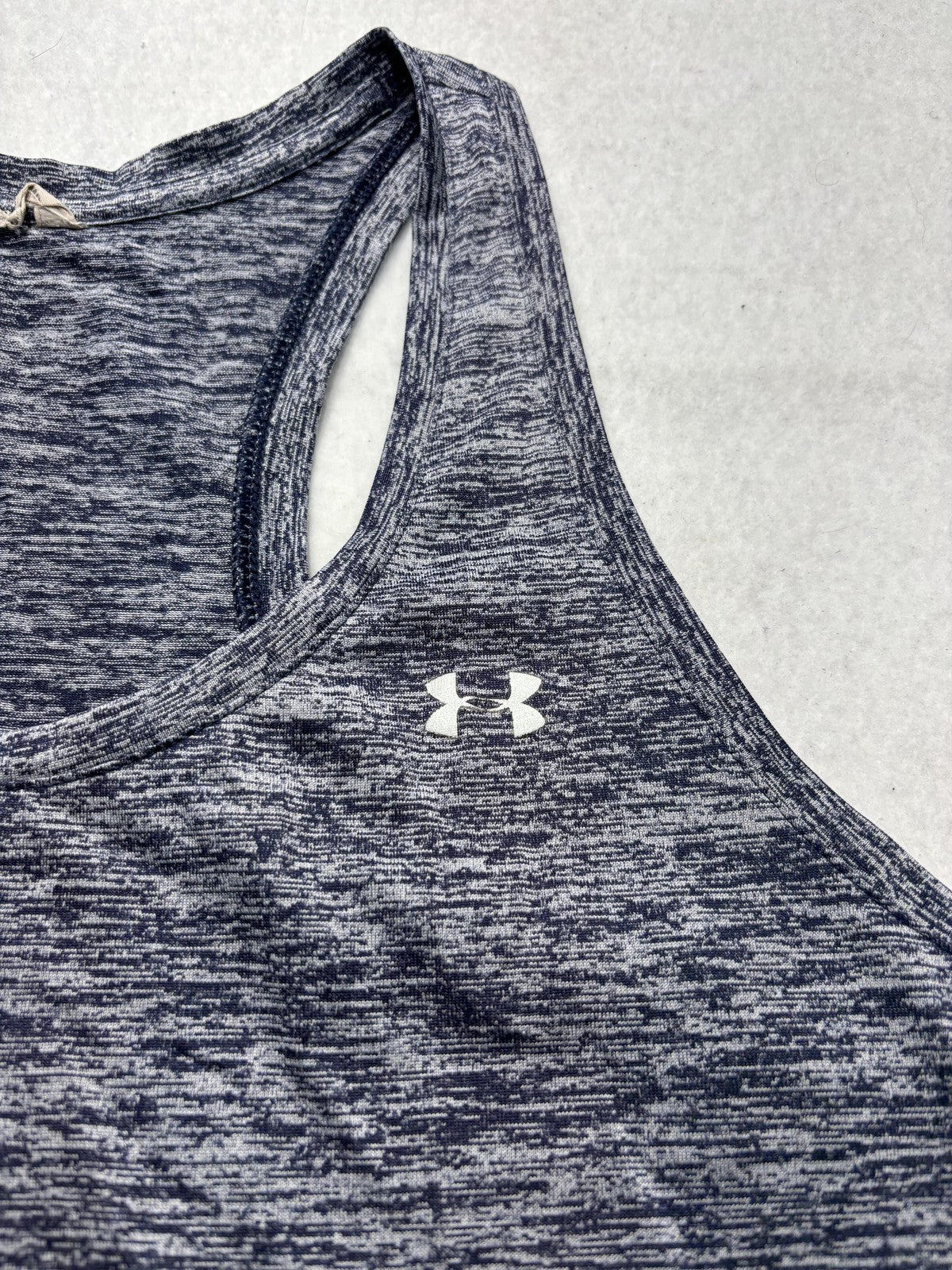 Under Armour Tank Womens Medium Blue Scoop Neck Racerback Running Athletic Top