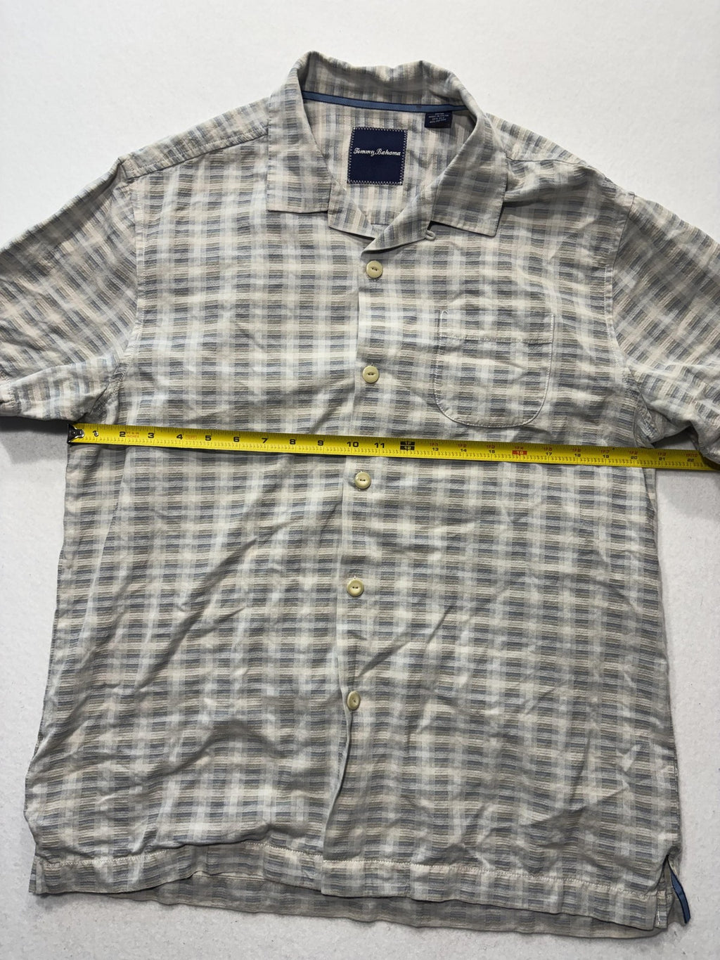 Tommy Bahama Shirt Mens Medium Gray Plaid Silk Cotton Short Sleeve Button Up