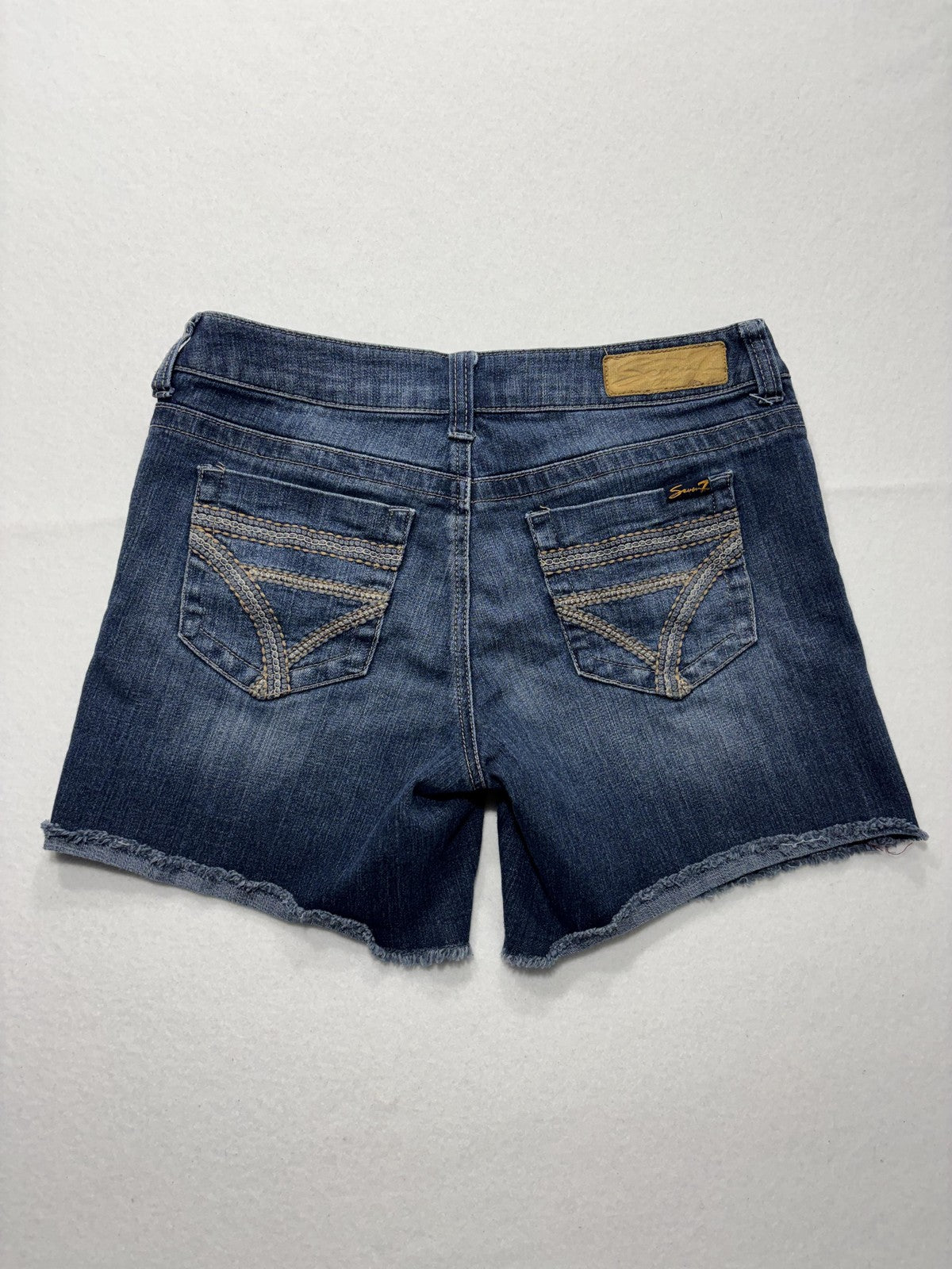 Seven7 Shorts Womens 6 Blue Denim Cut Off Raw Hem Stretch Embroidered Pockets