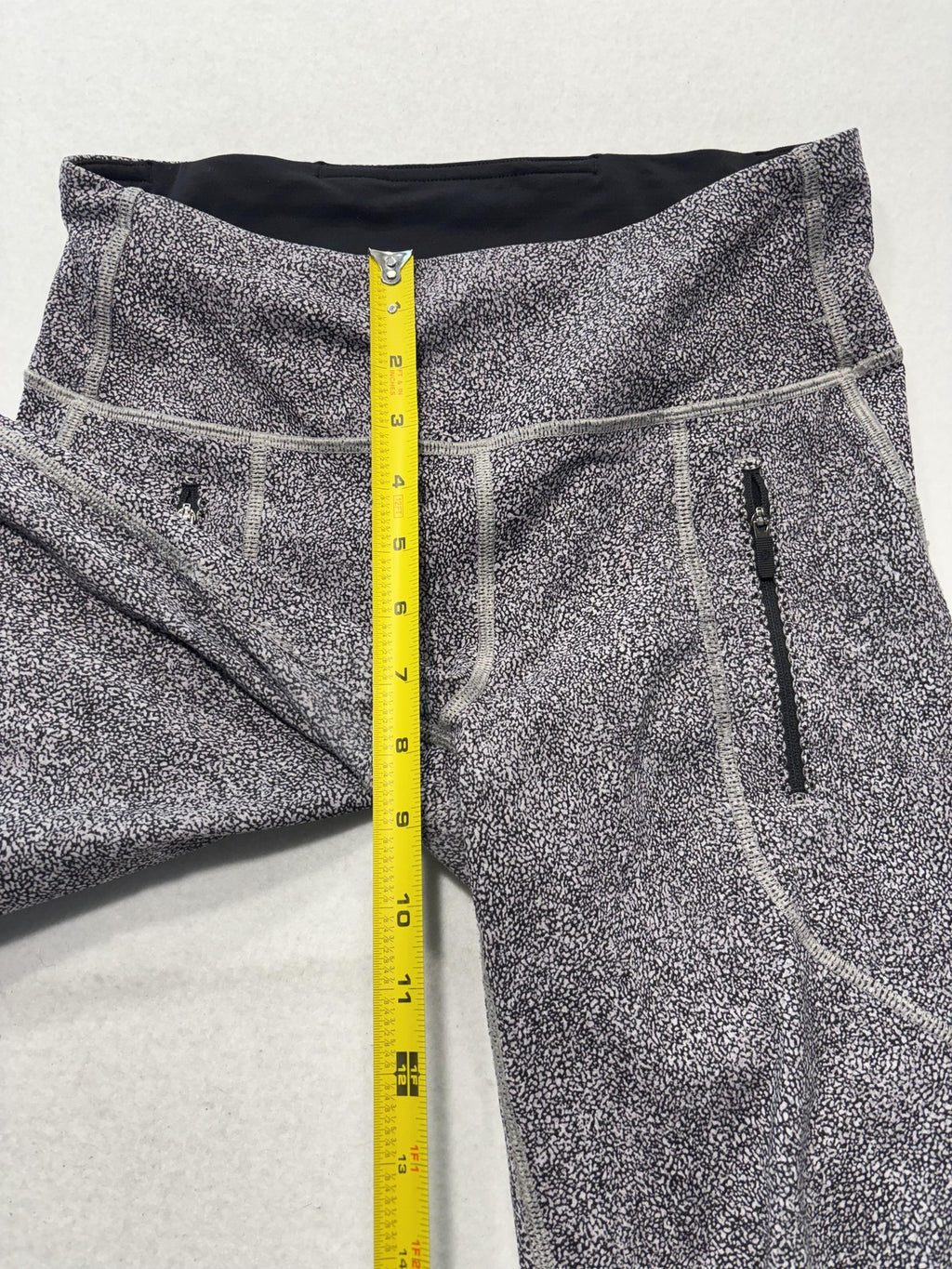 Lululemon Leggings Womens 6 Gray High Rise Cropped 22" Inseam Pocket Running