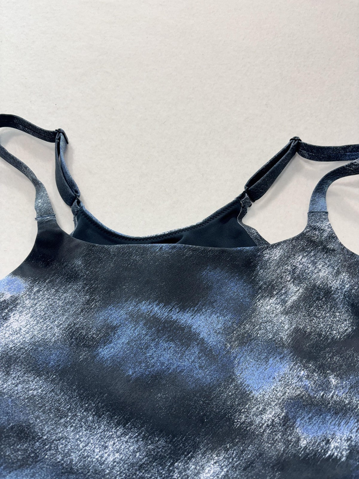 Nike Sports Bra Womens Large Blue Tie Dye Adjustable Strap Low Support Training