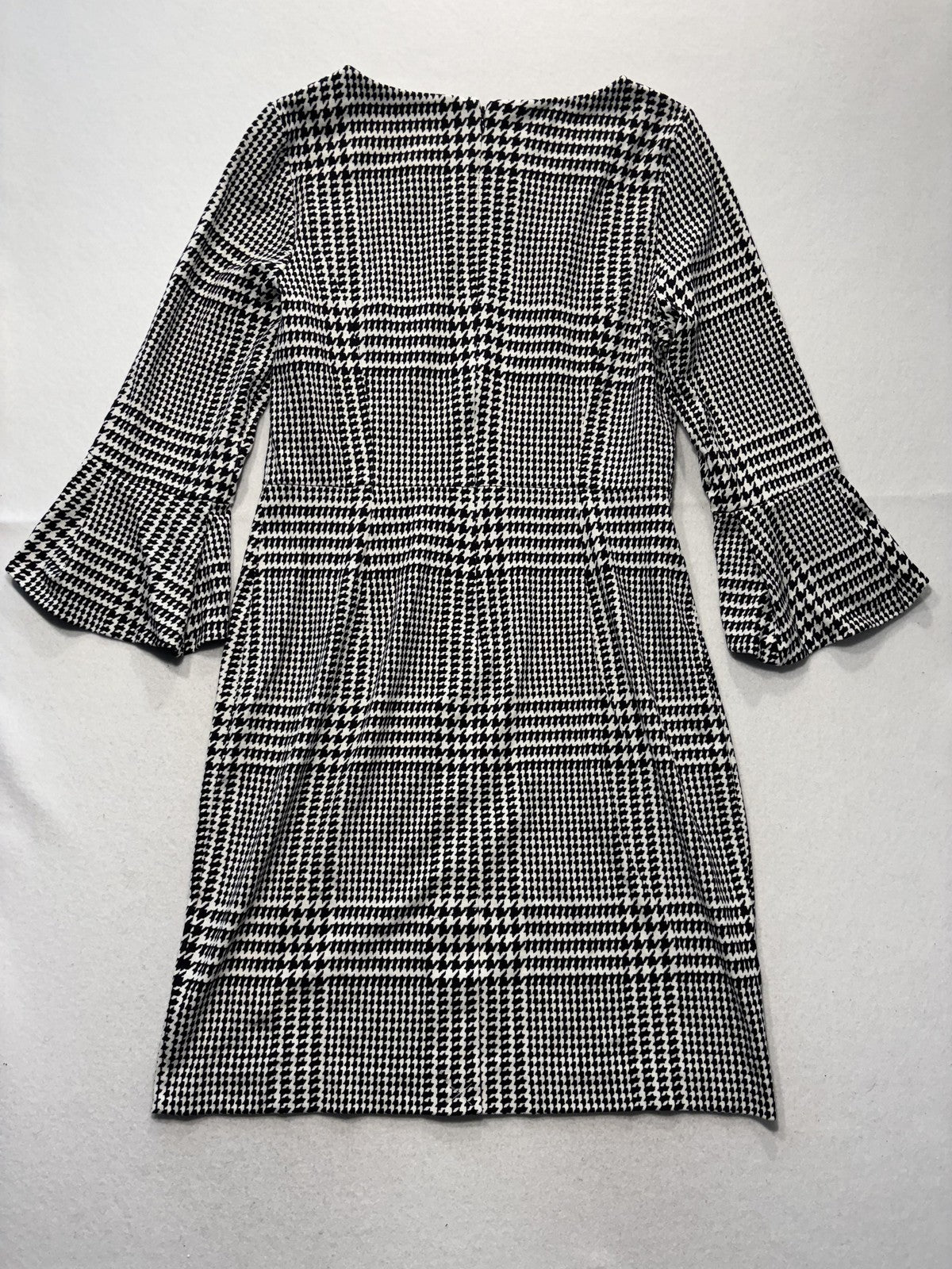 Talbots Dress Womens 14 Black Houndstooth Boat Neck 3/4 Bell Sleeve Sheath Knit