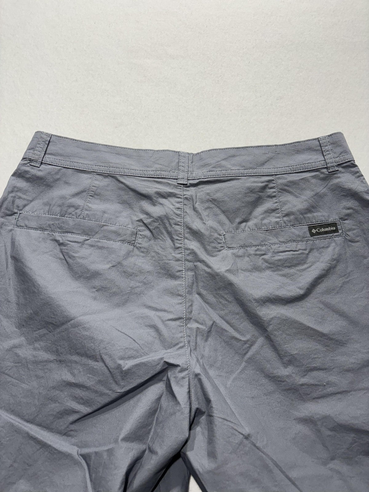 Columbia Chino Shorts Mens 32 Gray 10" Inseam Lined Lightweight Travel Casual