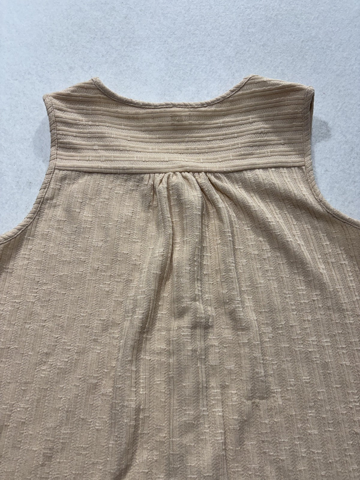 NY Collection Tank Top Womens Small Beige Button Front Scoop Neck Knit RKU0378