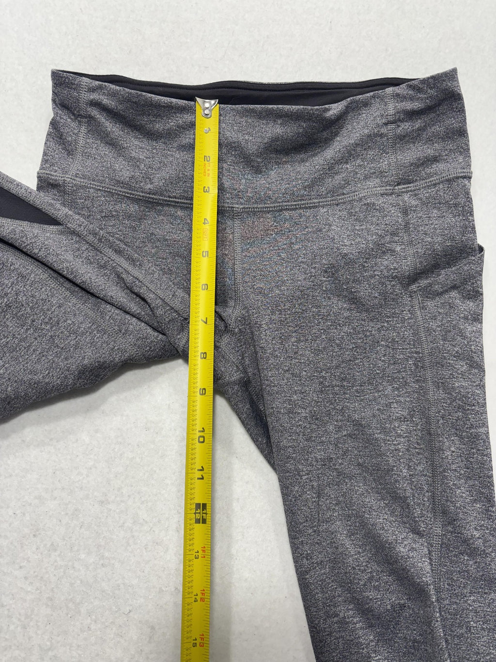 Lululemon Leggings Womens 4 Gray Colorblock Cropped Zip Pocket Running Athletic