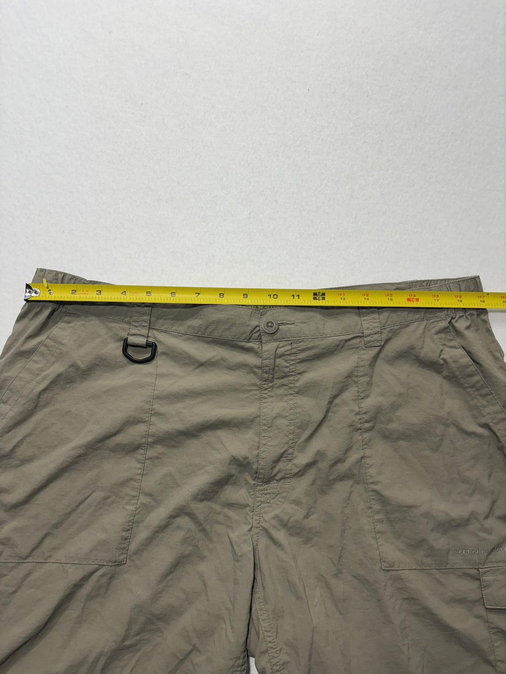 Columbia PFG Omni-Shade Shorts Mens 40 Beige Blood N Guts Fishing Quick Dry