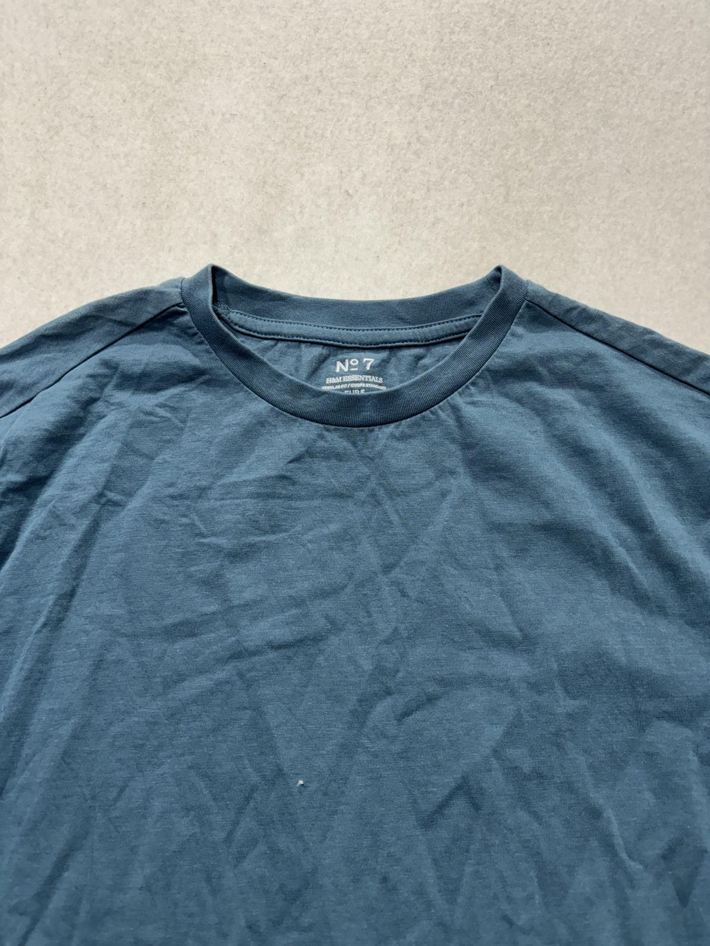 H&M Essentials Shirt Mens Small Blue No 7 Regular Fit Crew Neck Cotton Tee