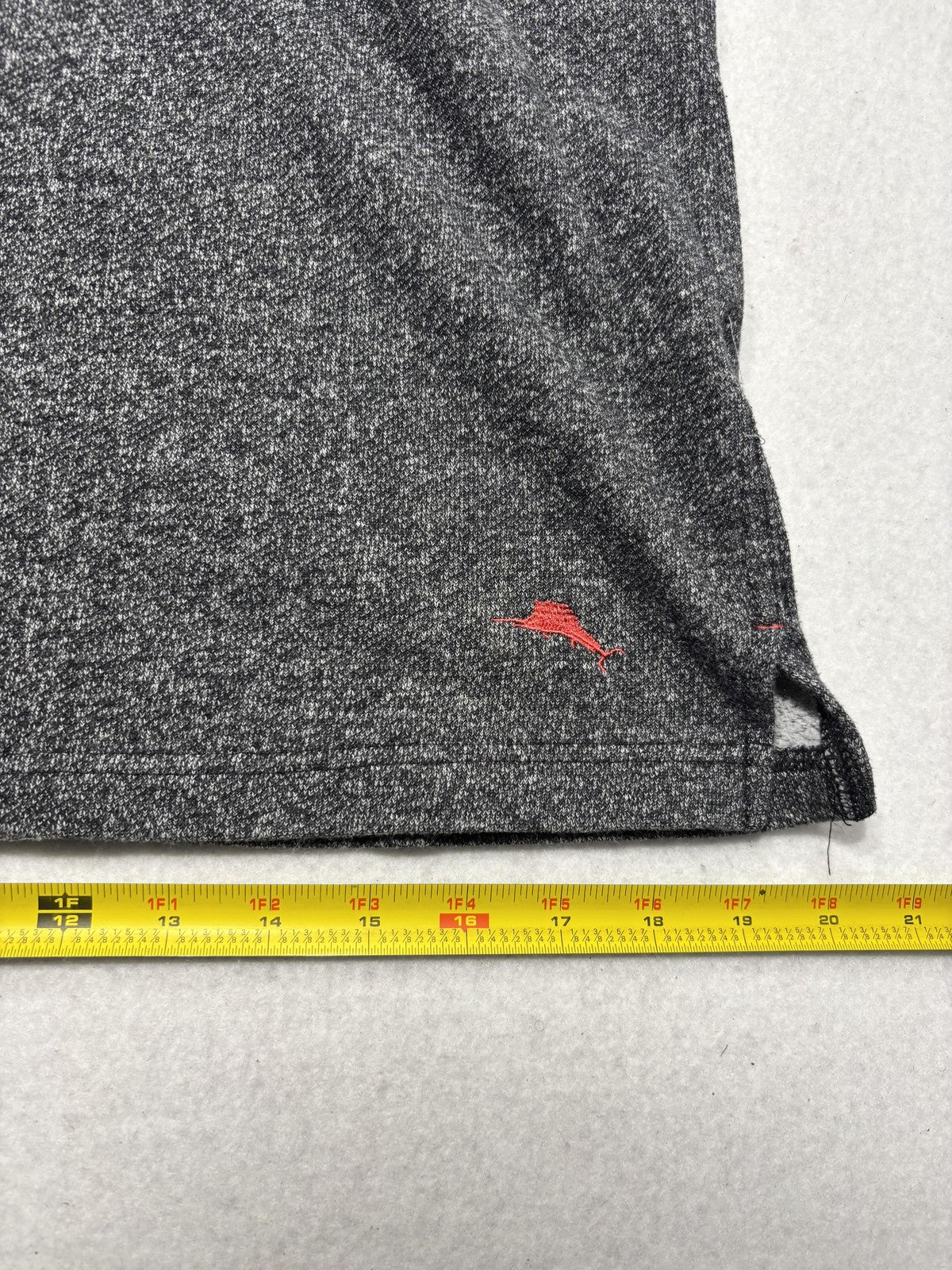 Tommy Bahama Sweater Mens Small Gray Knit Crew Neck Long Sleeve Pullover Casual