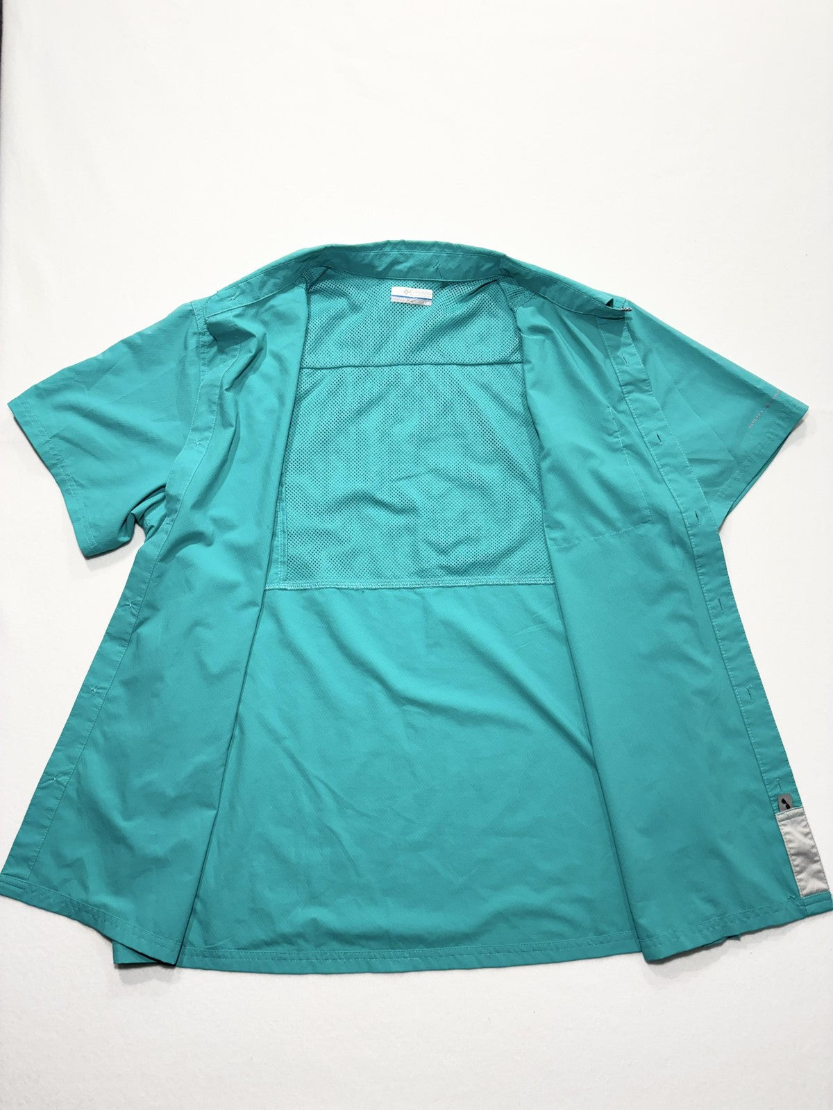 Columbia PFG Omni-Shade Shirt Mens Large Blue Short Sleeve Fishing Button Up