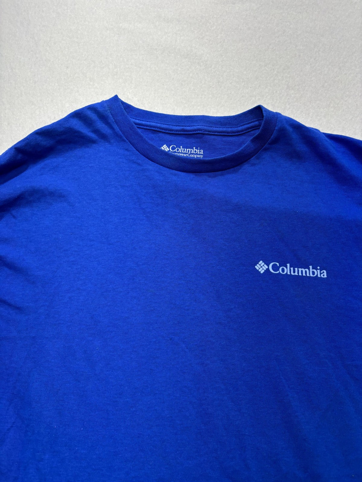Columbia Shirt Mens Large Blue Adventure Is Waiting Long Sleeve Graphic Tee