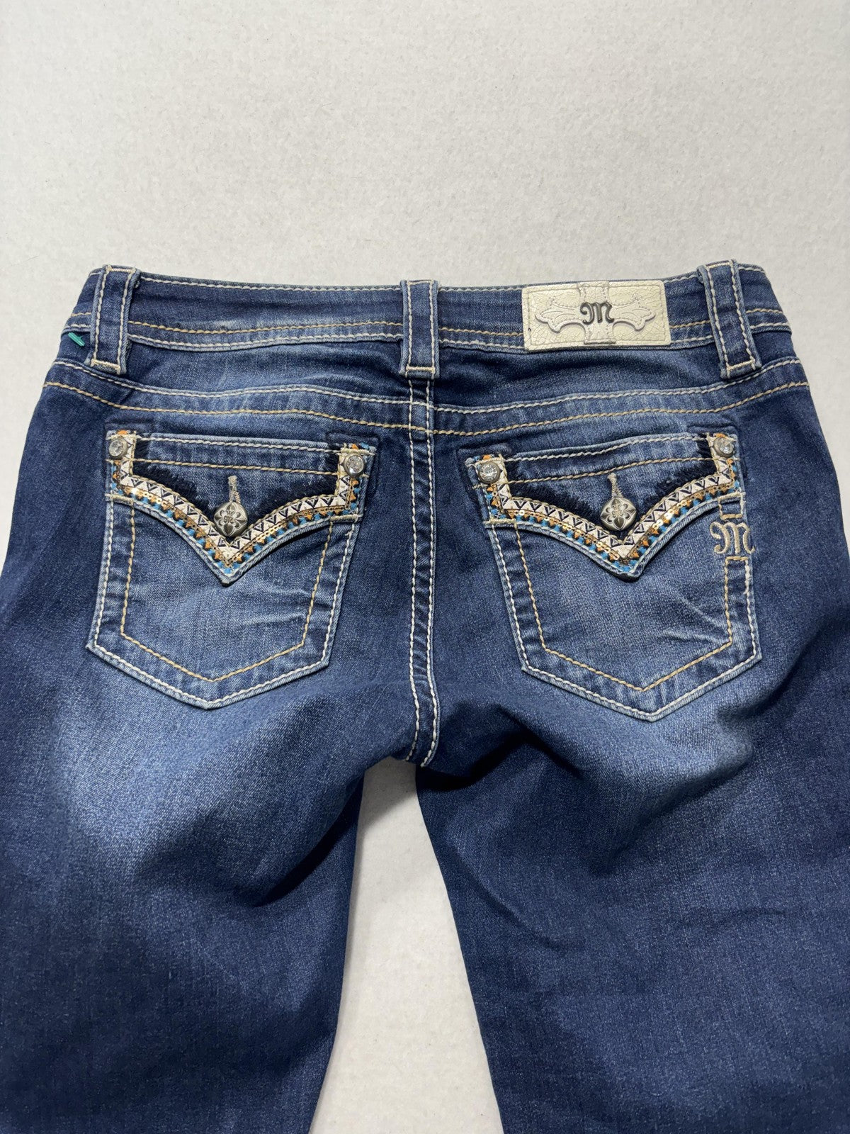 Miss Me Jeans Womens 27 Blue Wash Low Rise Signature Capri Embellished 27x21