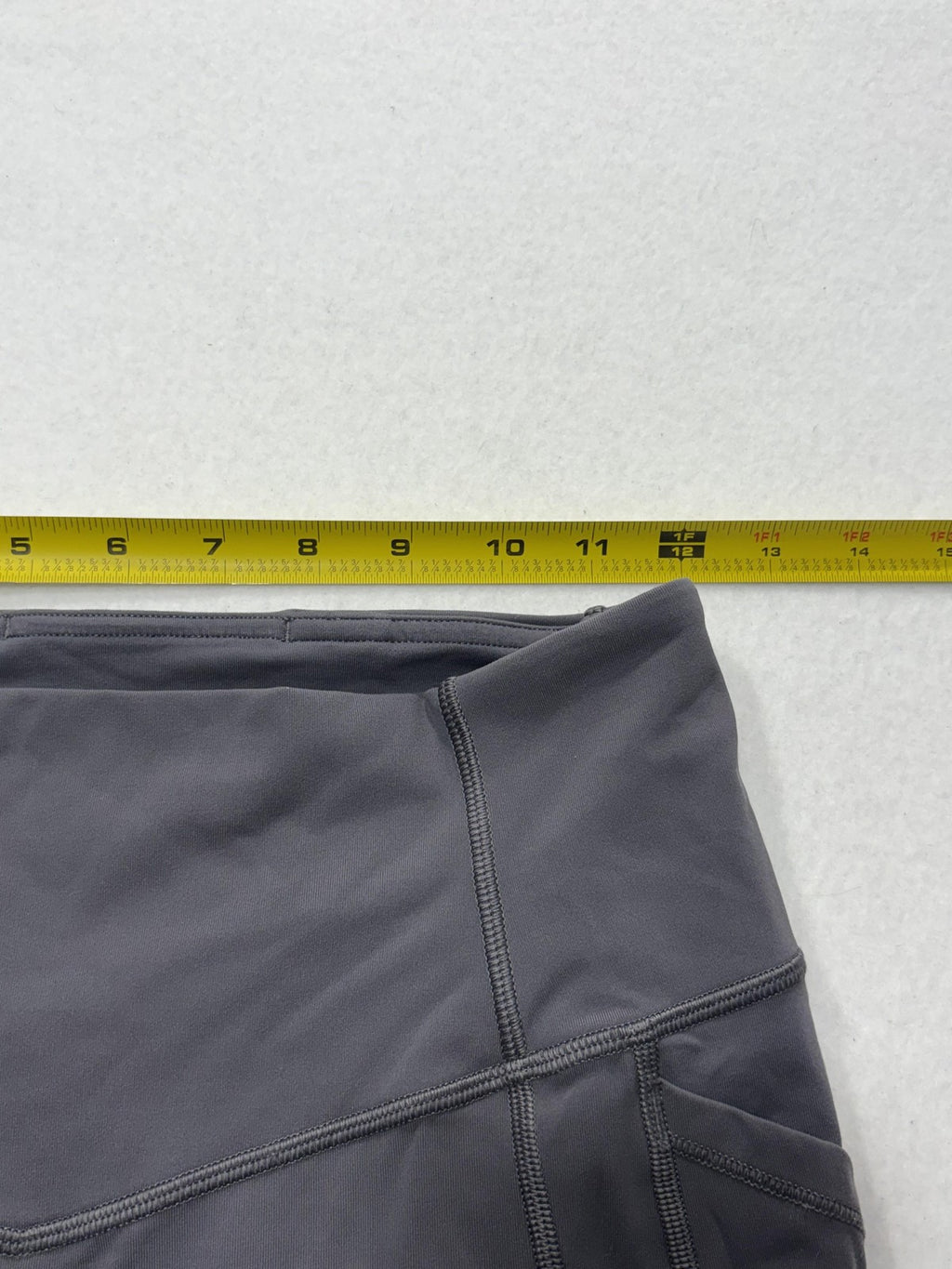 Lululemon Leggings Womens 6 Gray High Rise Cropped 23.5" Inseam Pocket Stretch