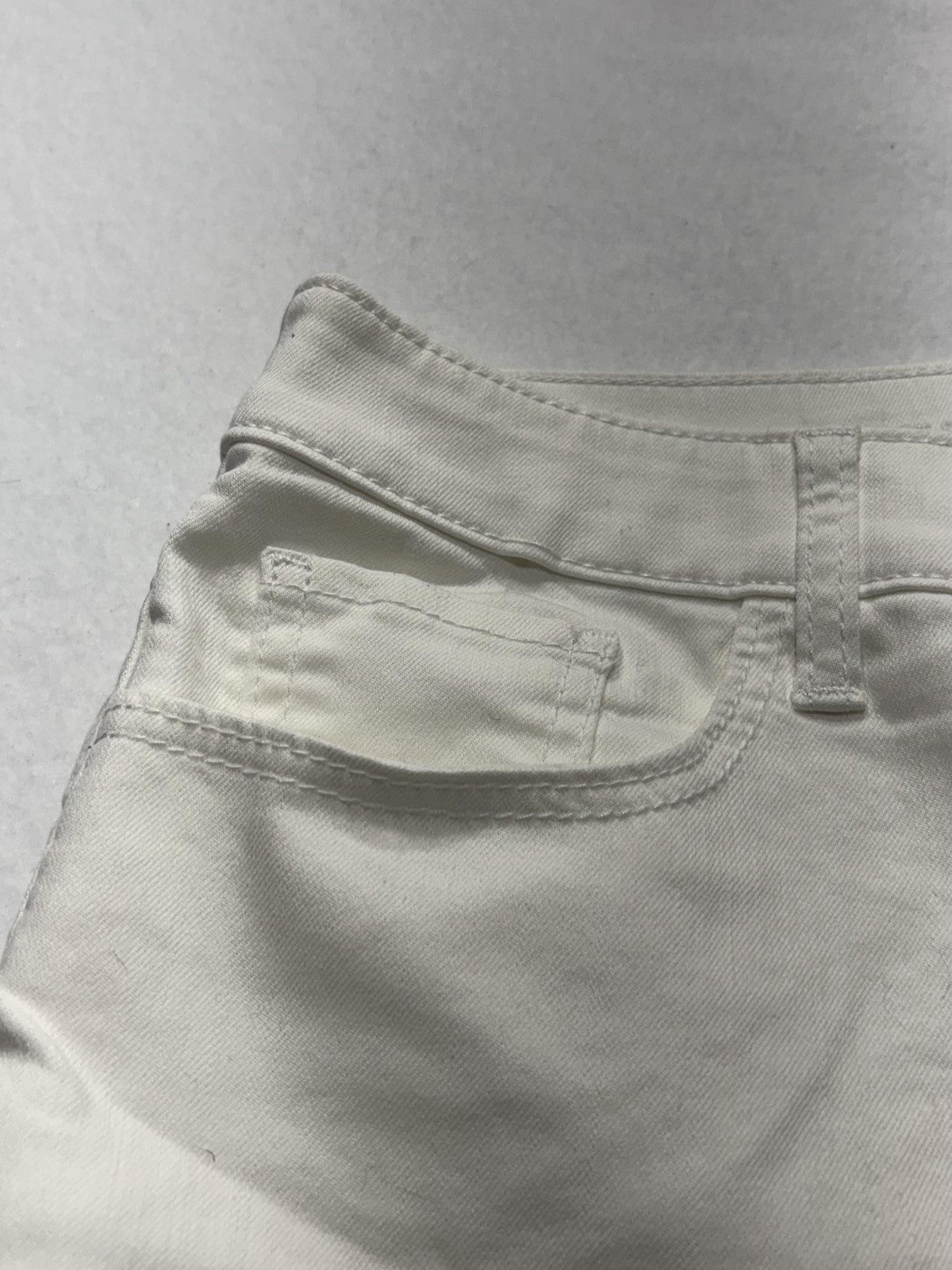 Chico's Jeans Womens 6 White Paisley Stretch Girlfriend Slim Ankle Raw Hem