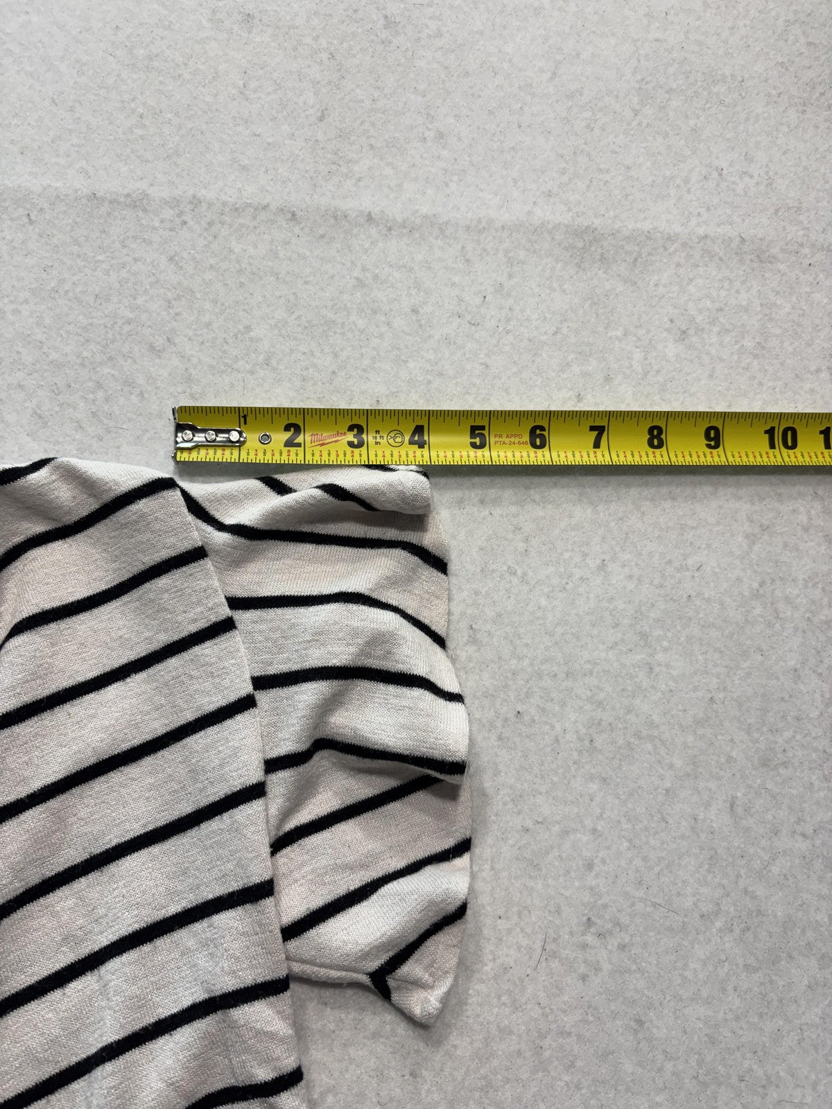 A New Day Shirt Womens 2XL White Black Striped V Neck Flutter Sleeve Tee Casual