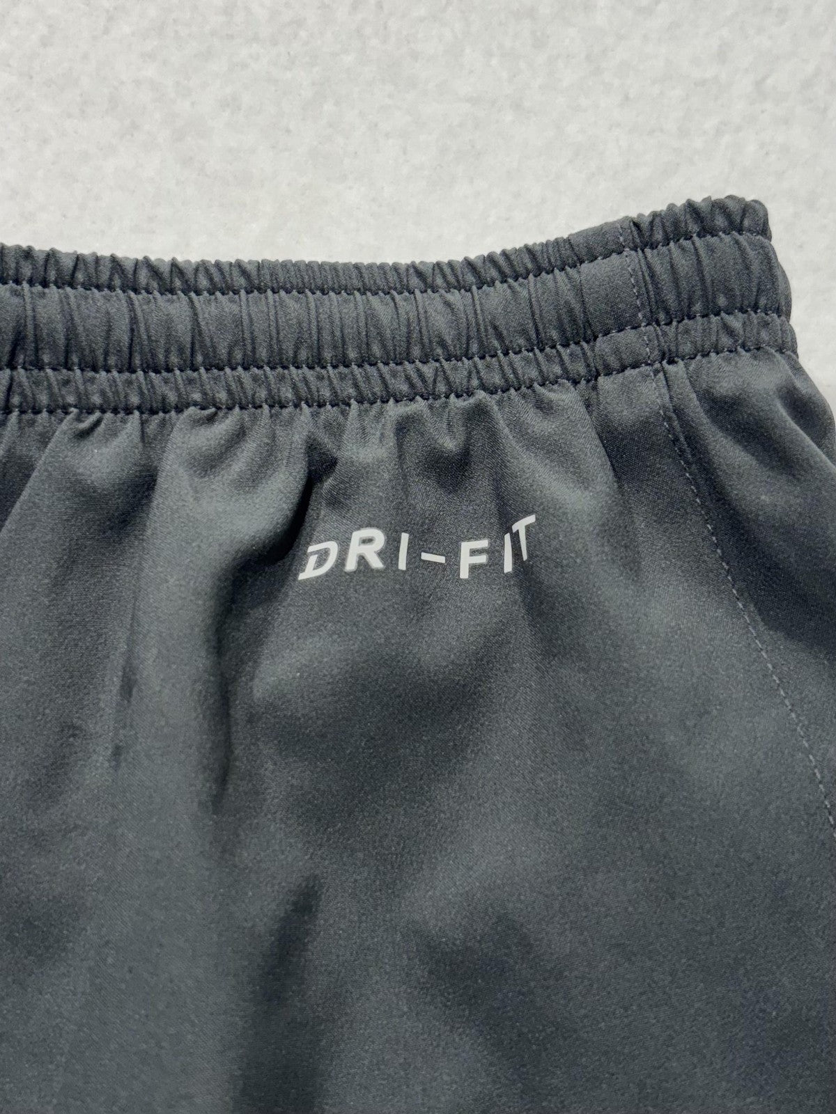 Nike Shorts Mens Large Gray Dri-FIT 7" Inseam Running Quick Dry Lightweight