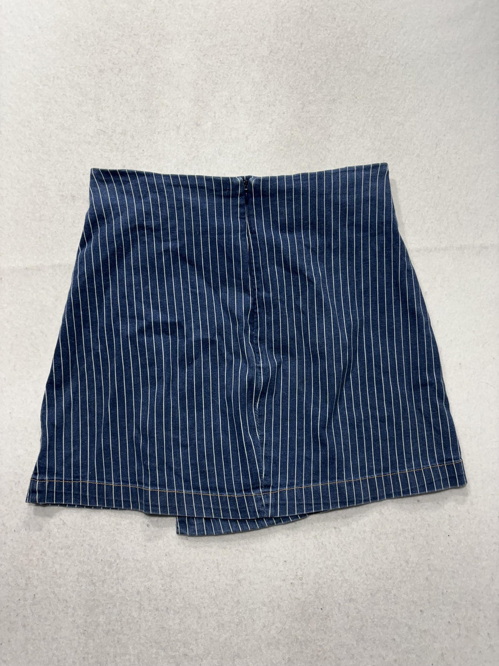 Chelsea & Violet Skirt Womens M Blue Stripe Denim Button Front Mini Casual