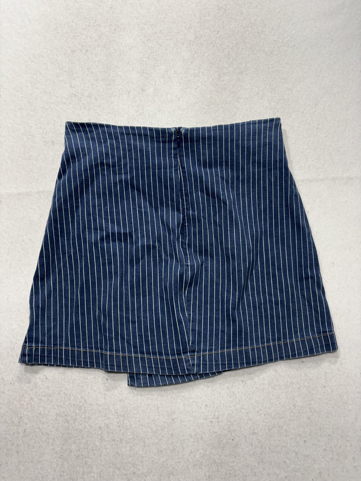 Chelsea & Violet Skirt Womens M Blue Stripe Denim Button Front Mini Casual