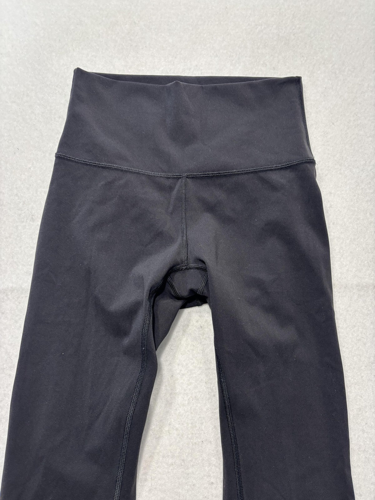 Lululemon Leggings Womens 4 Black High Rise 23" Inseam Cropped Yoga Stretch