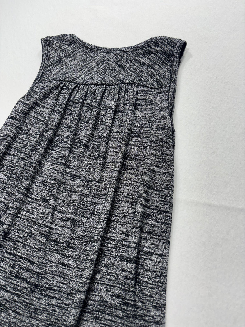 Banana Republic Tank Top Womens S Gray Scoop Neck Pleat Back Jersey Relaxed