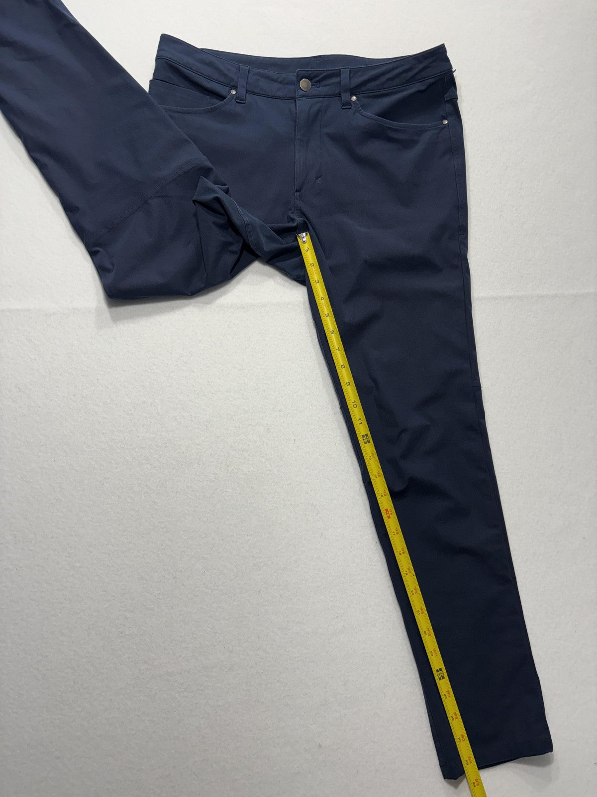 Lululemon Chino Pants Mens 34x31 Blue Slim Straight Stretch Casual Outdoor
