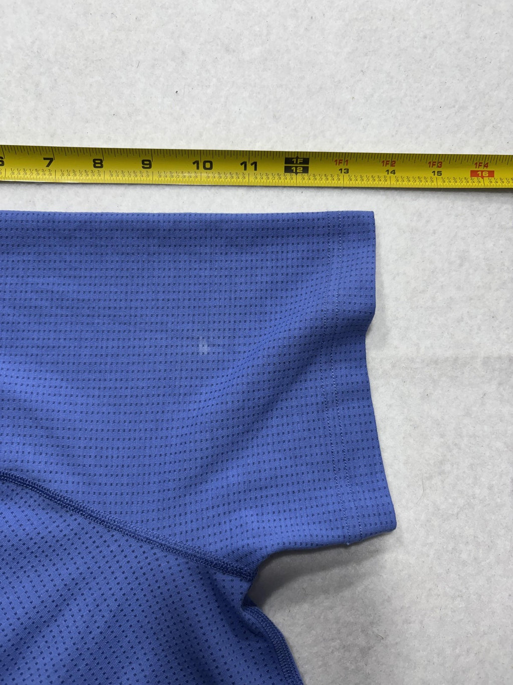 Outdoor Voices ThinkFast Shirt Mens XS Blue Mesh Short Sleeve Running Athletic