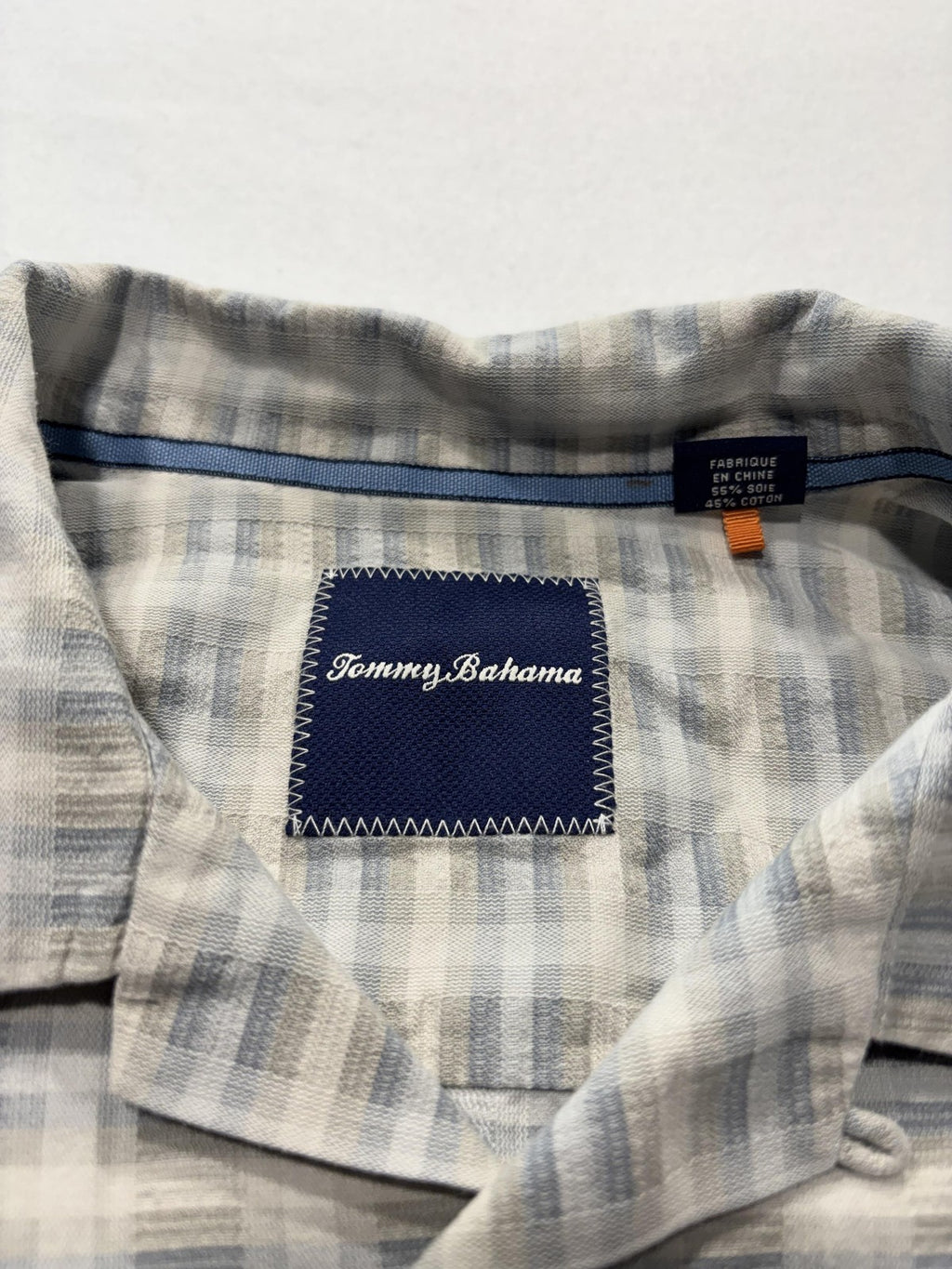 Tommy Bahama Shirt Mens Medium Gray Plaid Silk Cotton Short Sleeve Button Up