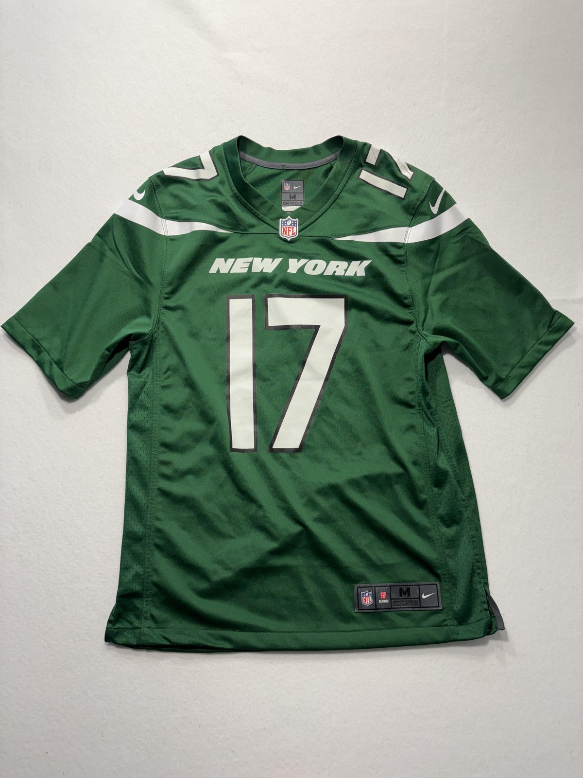New York Jets Jersey Mens Medium Green NFL Football Nike Garrett Wilson 17