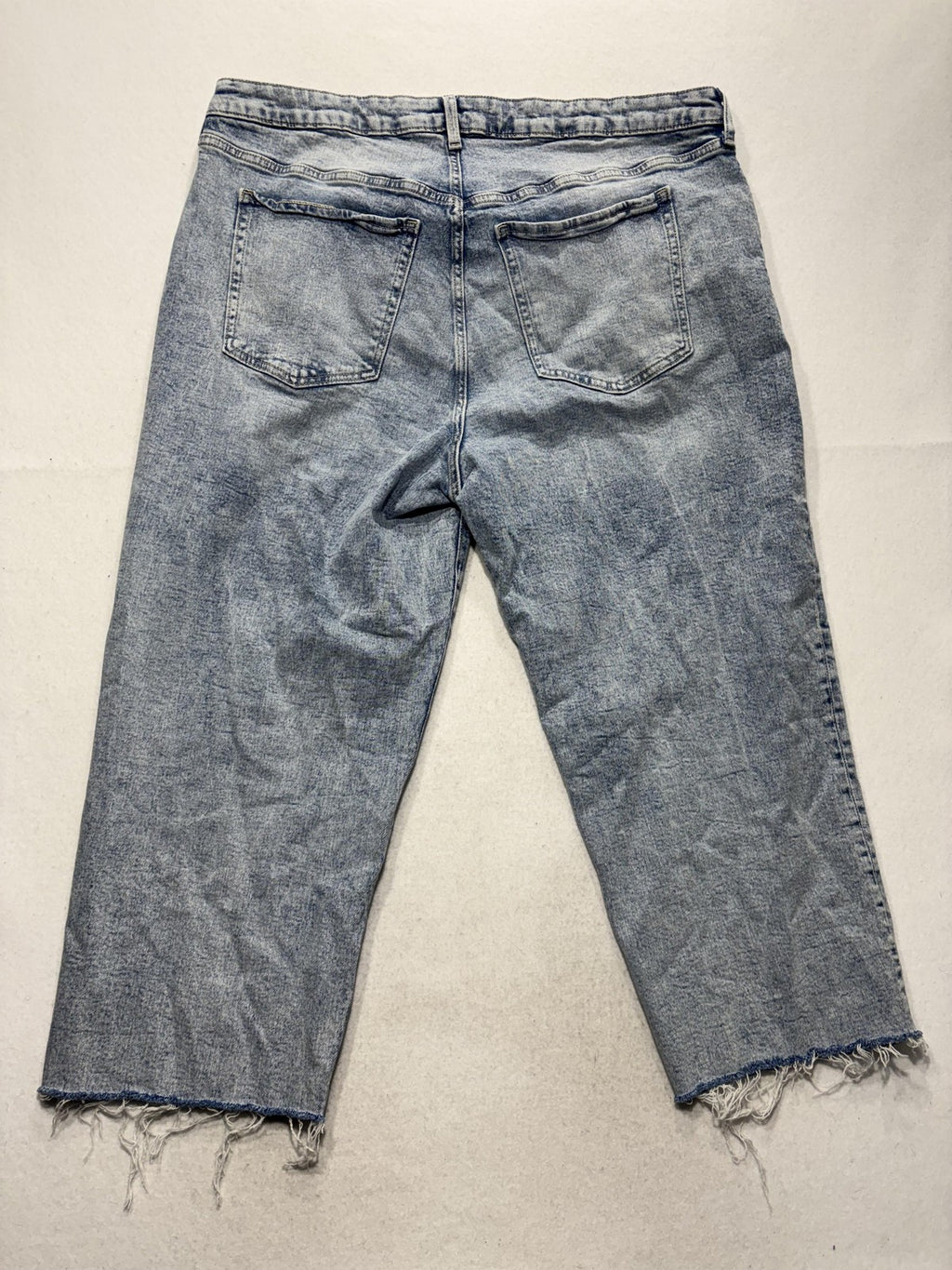 Old Navy Jeans Womens 20 Blue Light Wash High Rise Straight Crop Raw Hem 40x25.5