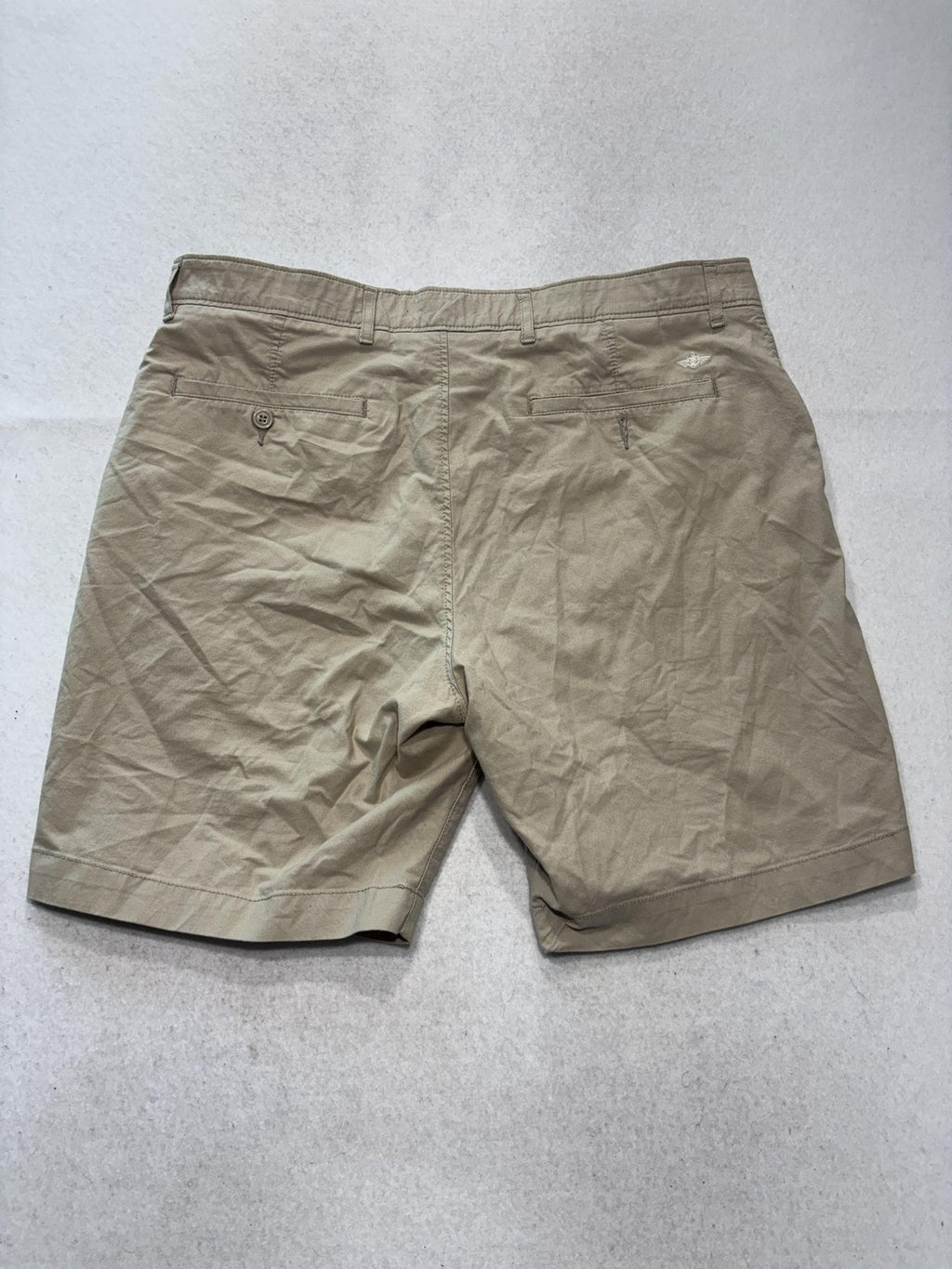Dockers Chino Shorts Mens 38 Beige 8" Inseam Flex Comfort Stretch S96711