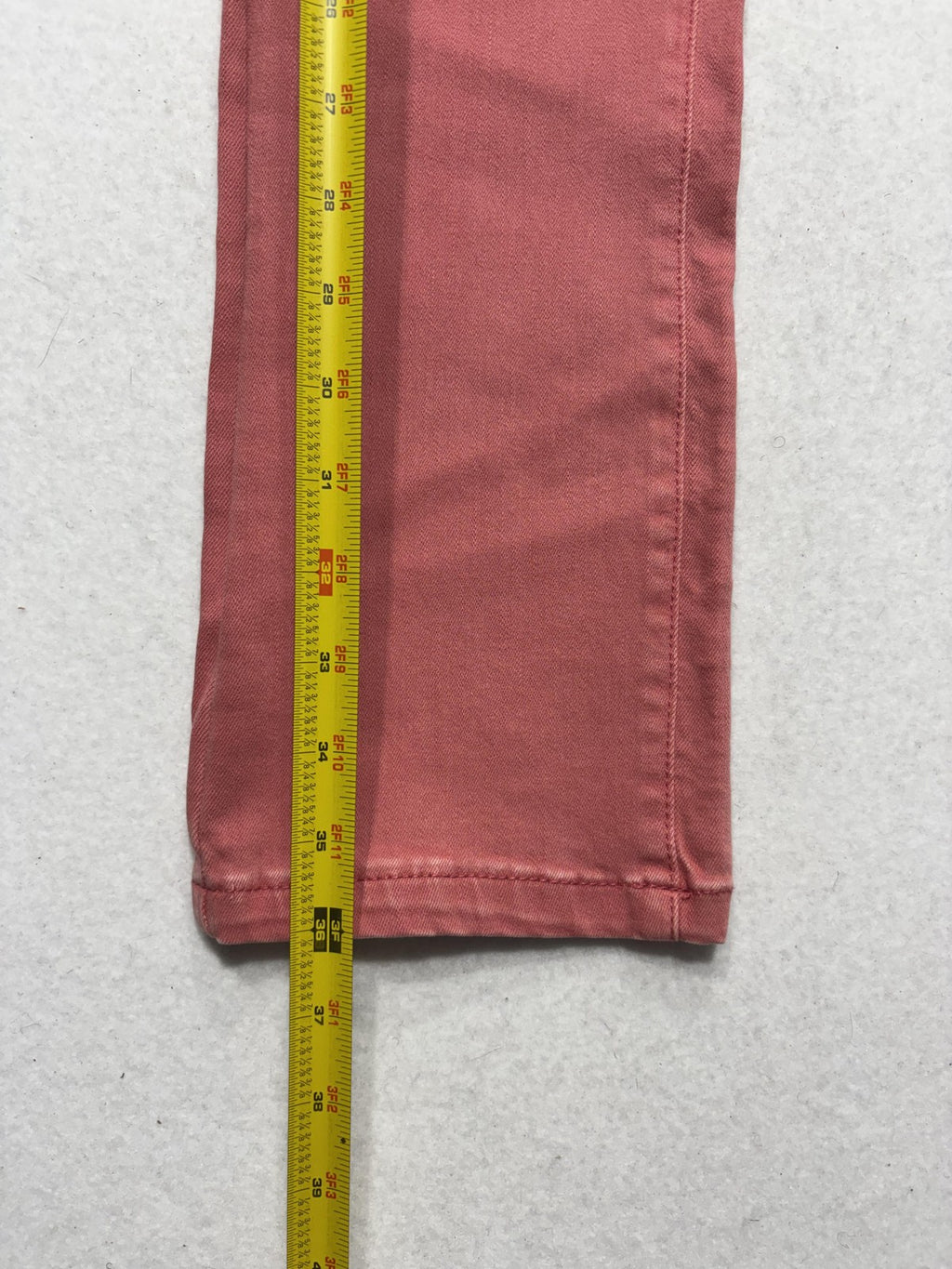 NIC+ZOE Jeans Womens 25 Red Mid Rise Straight Denim NZ Logo 5 Pocket 25x28.5