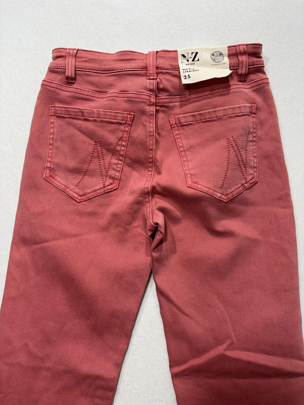 NIC+ZOE Jeans Womens 25 Red Mid Rise Straight Denim NZ Logo 5 Pocket 25x28.5