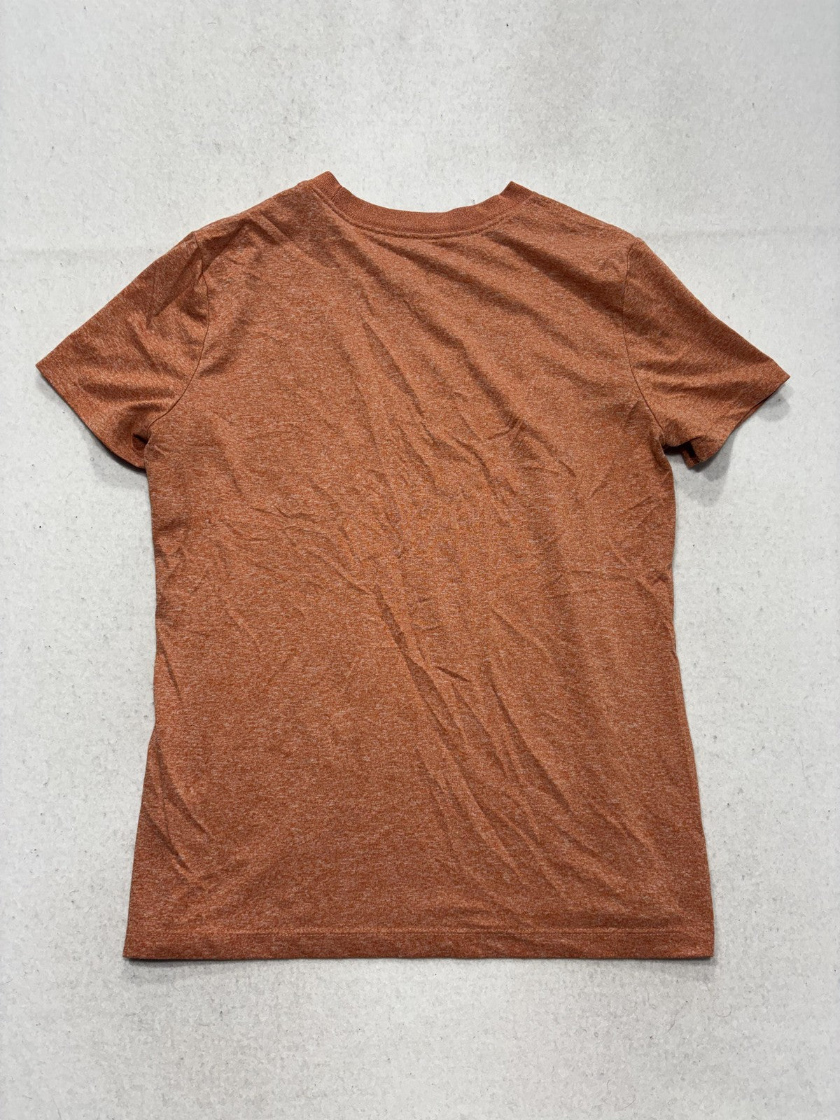 Nike Dri-FIT Shirt Mens Medium Orange The Nike Tee Short Sleeve Lightweight