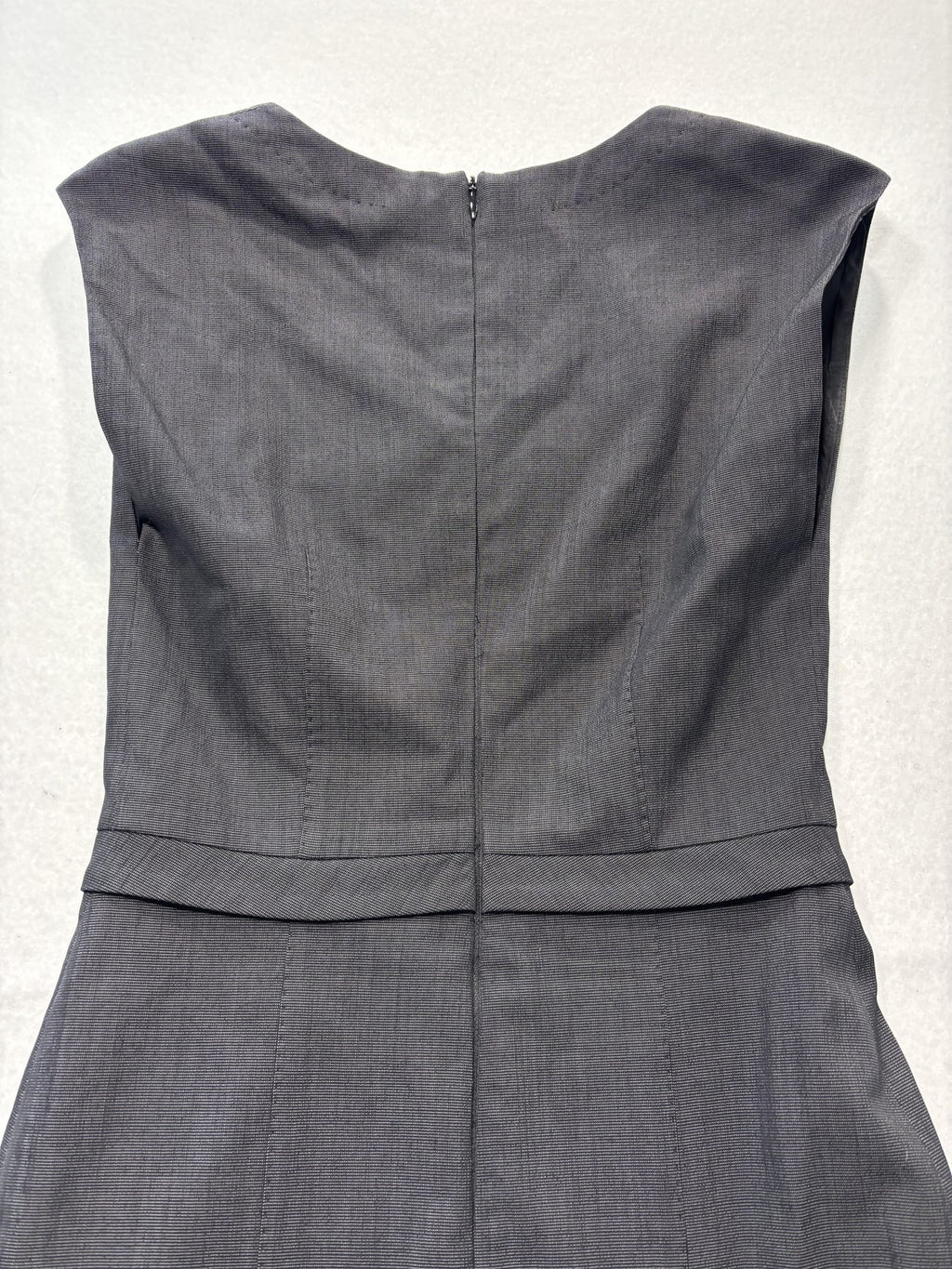 HUGO Dress Womens Medium Gray Scoop Neck Cap Sleeve Sheath Lined Work Office
